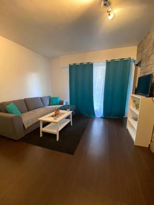 Charmant Studio, 10 Minutes D'Orly / 20 Minutes De Paris Wissous Exterior photo